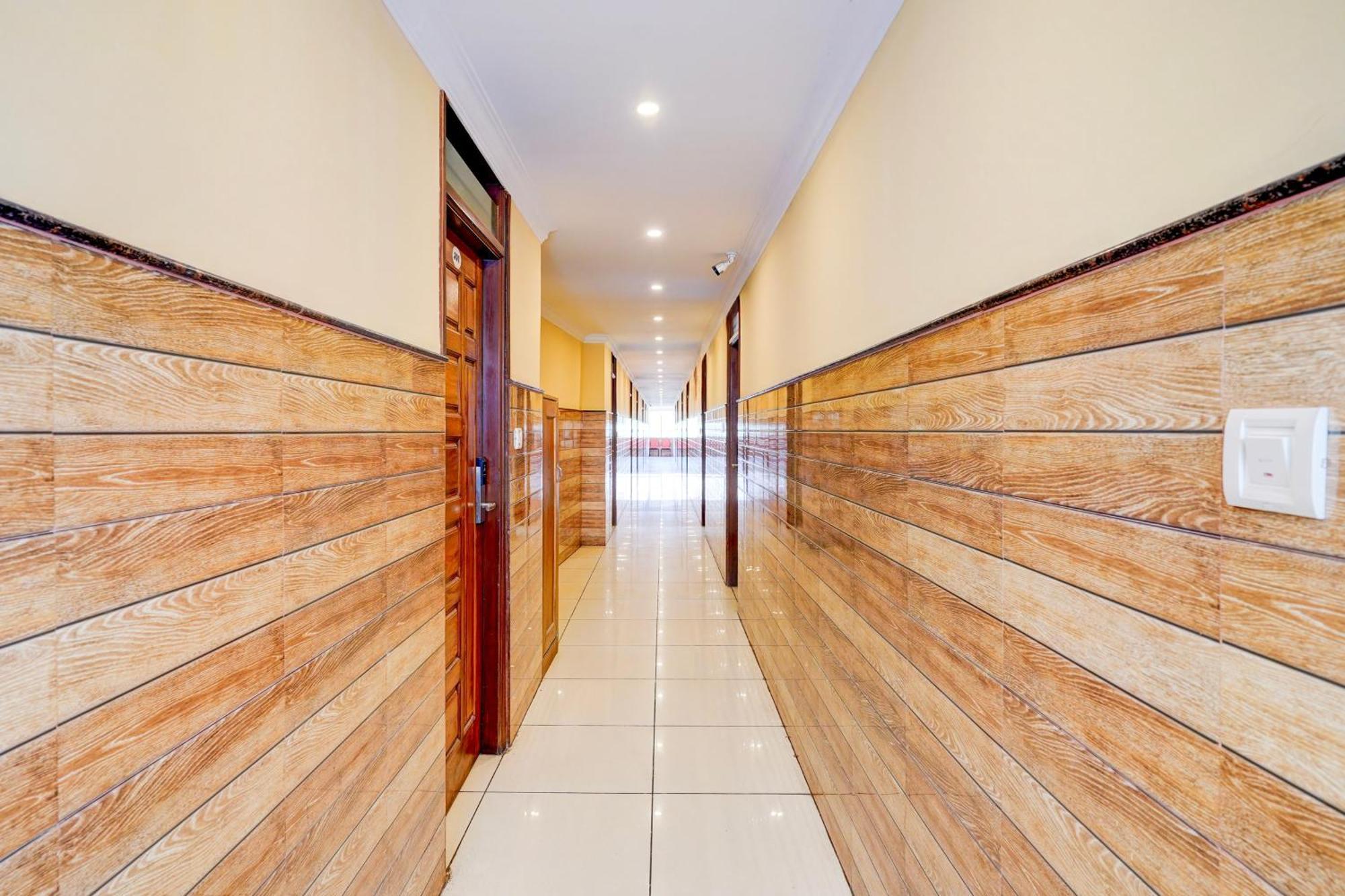 Fabhotel Bns Comforts Bangalore Exterior photo