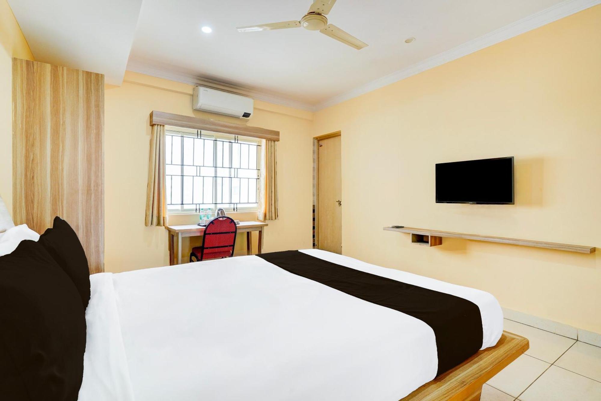 Fabhotel Bns Comforts Bangalore Exterior photo